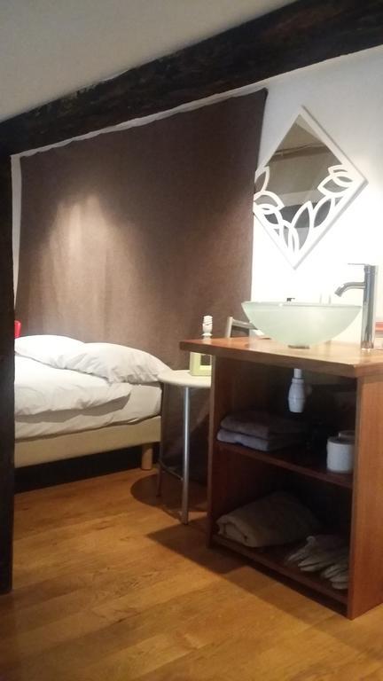 Hotel Les Remparts เมียร์พัวซ์ ภายนอก รูปภาพ