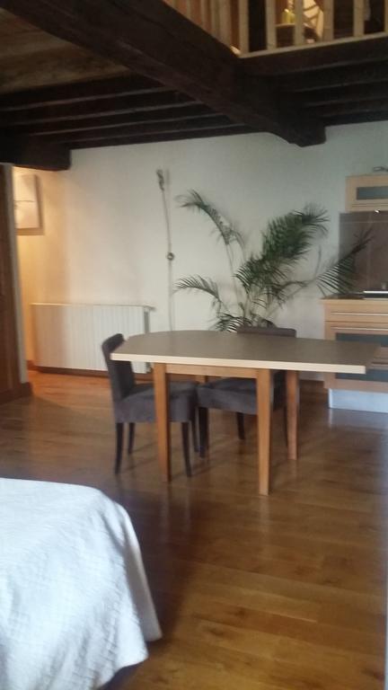 Hotel Les Remparts เมียร์พัวซ์ ภายนอก รูปภาพ