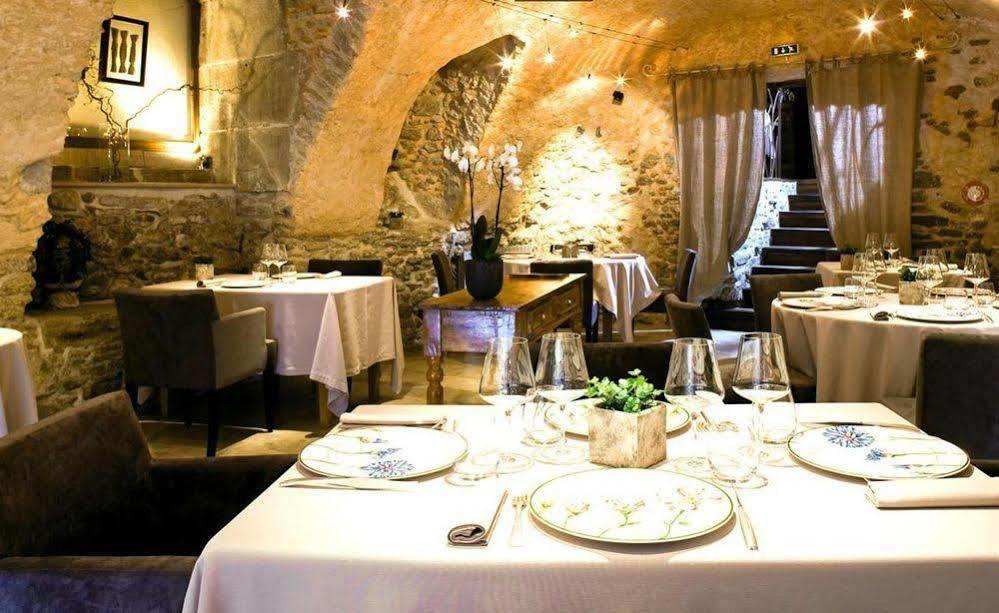 Hotel Les Remparts เมียร์พัวซ์ ภายนอก รูปภาพ