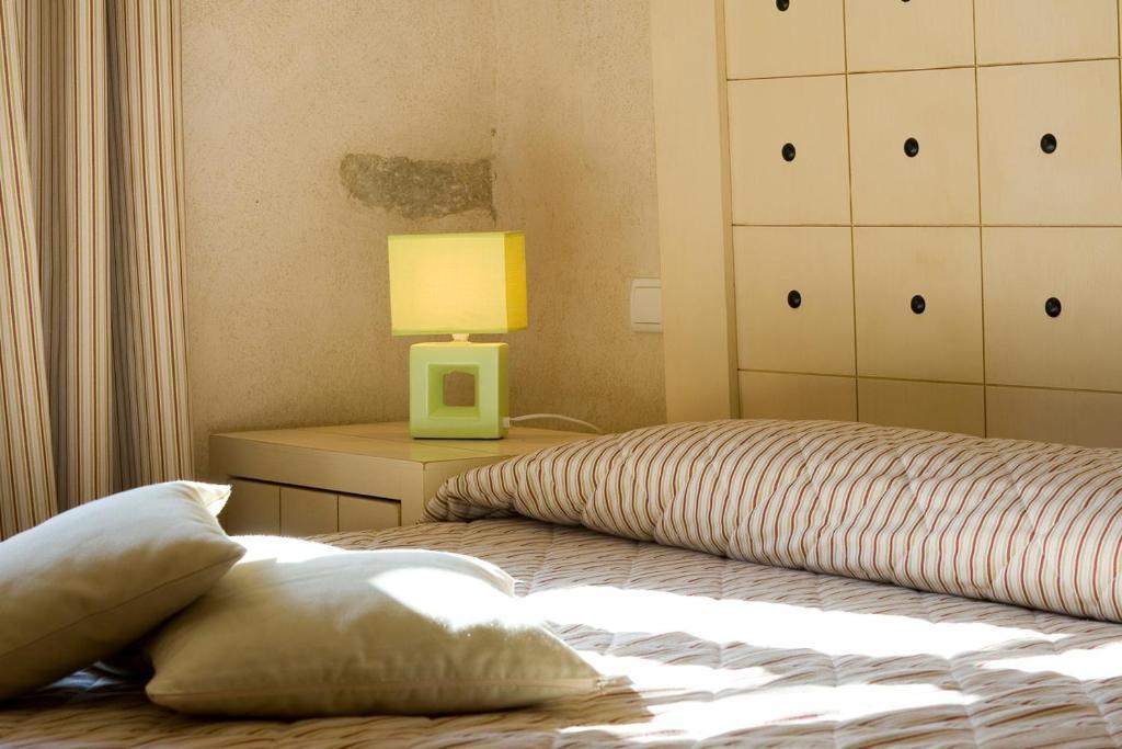 Hotel Les Remparts เมียร์พัวซ์ ห้อง รูปภาพ